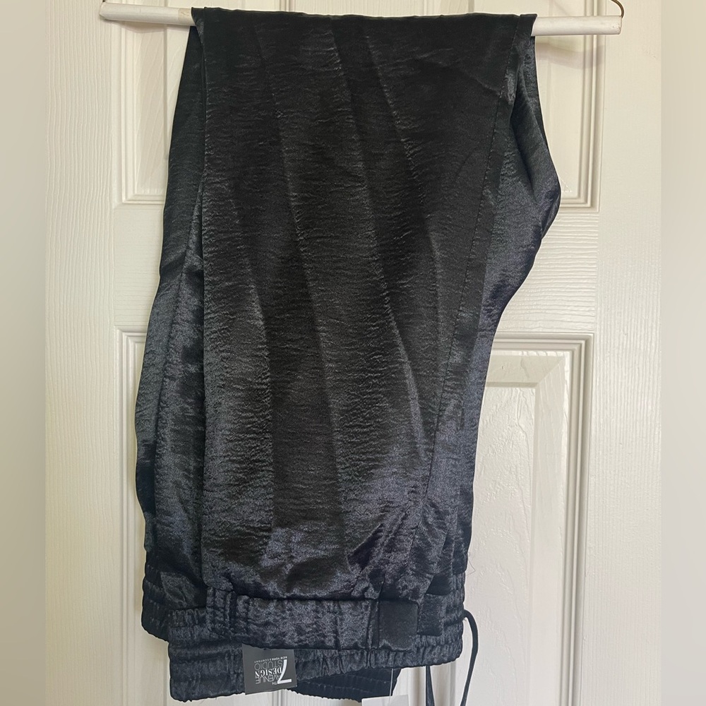 New York & company soft, shiny, drawstring joggers. With tags